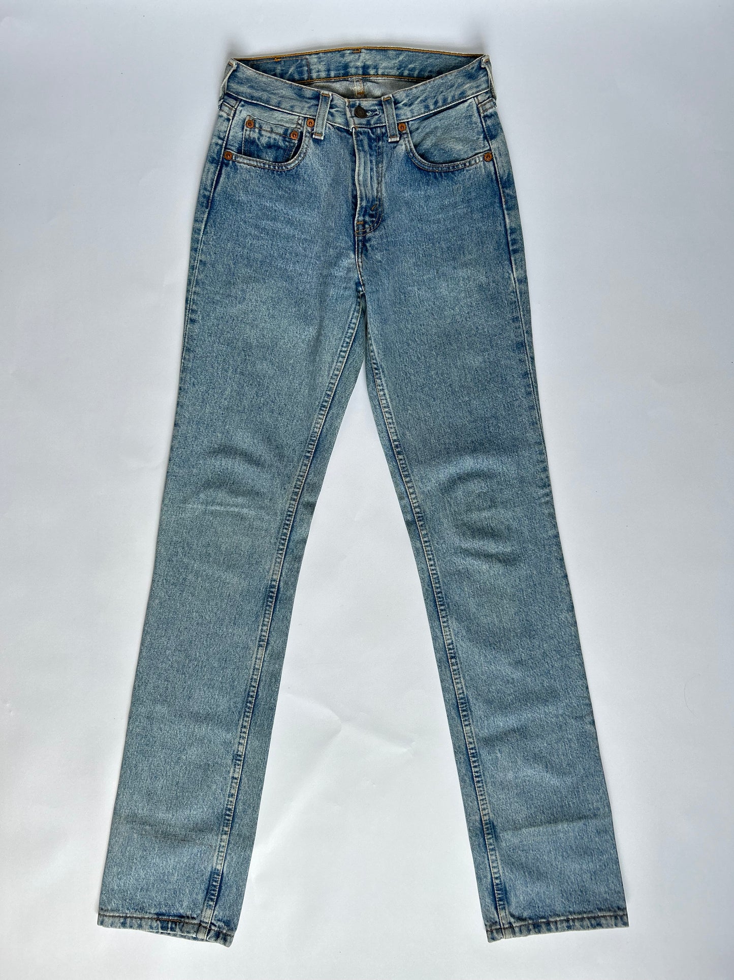 595 VINTAGE LEVI'S | SIZE 26