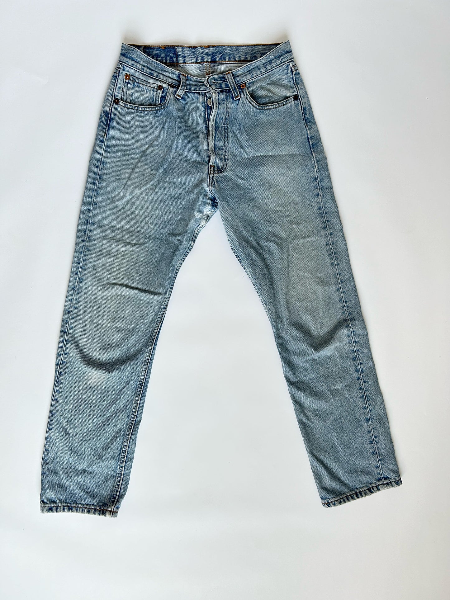 501 VINTAGE LEVI'S | SIZE 28